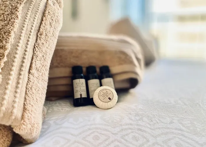 Vue Mer Au Carre D'or De Ajaccio - Parking, Wifi Appartement *